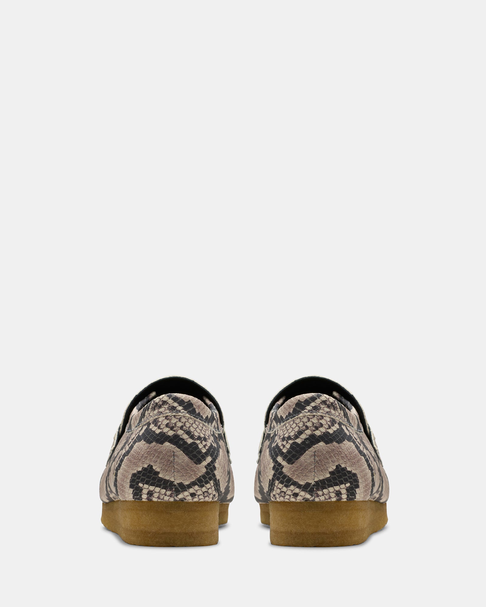 WALLABEE LOAFER (M) Grey Snake Lea - Image 5